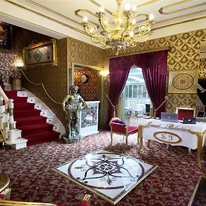 4* Отель Sultan Tughra